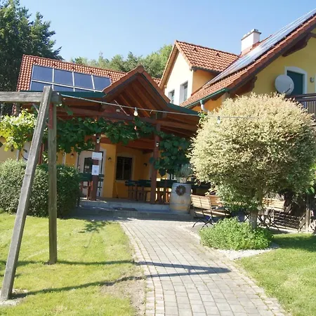Apartment Riegler's Buschenschank *